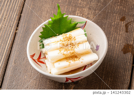 山芋の食感が楽しいナムル 山芋の食感が楽しいナムル 141243302