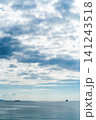夏空と船と海 141243518