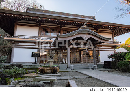 岡山県岡山市 吉備津神社の境内に建つ祈祷殿 141246039