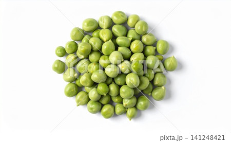 Fresh green peas on white background 141248421