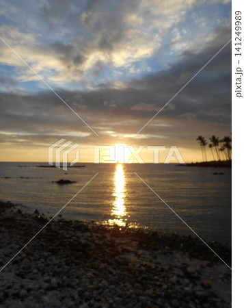 ハワイ島での夕日その11 ハワイ島での夕日その11 141249989