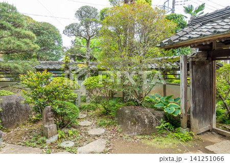 日下田藍染工房 200年以上続く歴史ある藍染工房 栃木県の文化財指定 庭園 日下田藍染工房 200年以上続く歴史ある藍染工房 栃木県の文化財指定 庭園 141251066