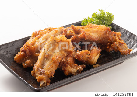 鶏肉 バックリブ 唐揚げ(黒胡椒) 鶏肉 バックリブ 唐揚げ(黒胡椒) 141252891