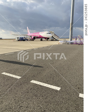 関西国際空港の飛行機 141253685