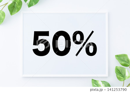 50%のメッセージボード 141253790