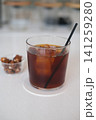 カフェで飲むアイスコーヒー 141259280