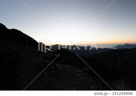 台湾最高峰、玉山登山ルートの風景 台湾最高峰、玉山登山ルートの風景 141284606