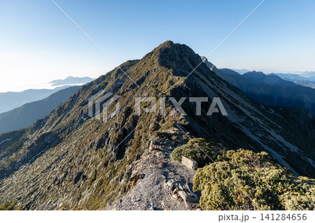 台湾最高峰、玉山登山ルートの風景 台湾最高峰、玉山登山ルートの風景 141284656