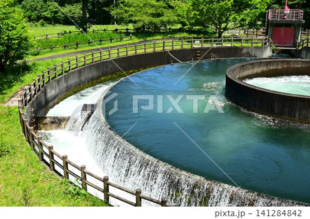 日本最大級の 円筒分水工(徳水園・円筒分水アクアパーク) 日本最大級の 円筒分水工(徳水園・円筒分水アクアパーク) 141284842