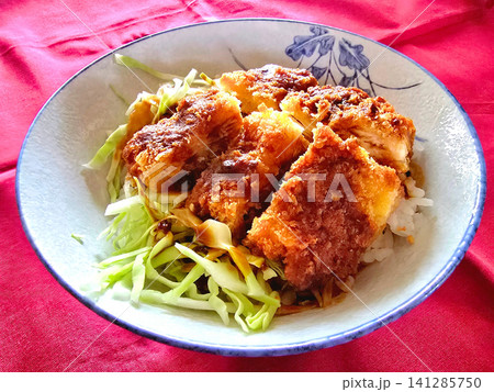 家庭料理 みそカツ丼 家庭料理 みそカツ丼 141285750