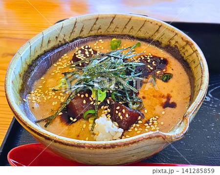 おいしいマグロ山かけ丼 おいしいマグロ山かけ丼 141285859