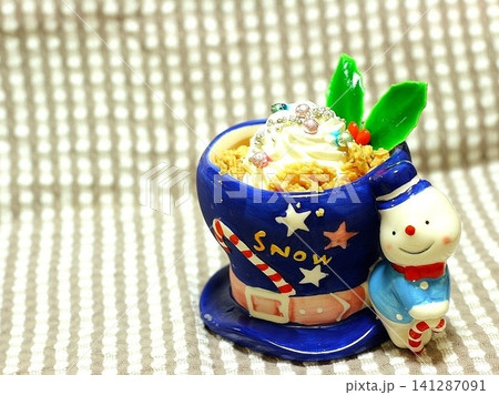 洋菓子 プリン 雪だるまのカップ 洋菓子 プリン 雪だるまのカップ 141287091