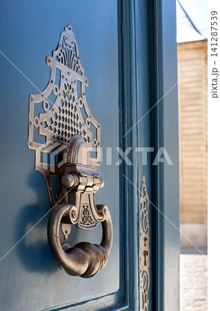 Entrance of a classic French mansion in Bordeaux city Entrance of a classic French mansion in Bordeaux city 141287539