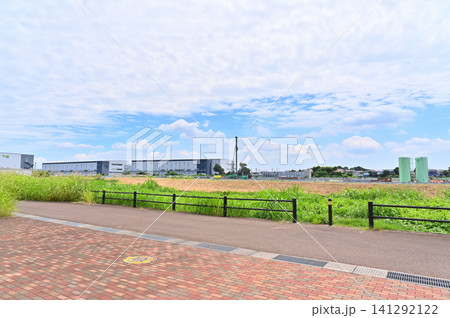 埼玉県・白岡市の風景 (新井新田・下田公園からの眺望) 埼玉県・白岡市の風景 (新井新田・下田公園からの眺望) 141292122