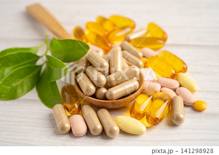 Alternative medicine herbal organic capsule drug herb. Alternative medicine herbal organic capsule drug herb. 141298928