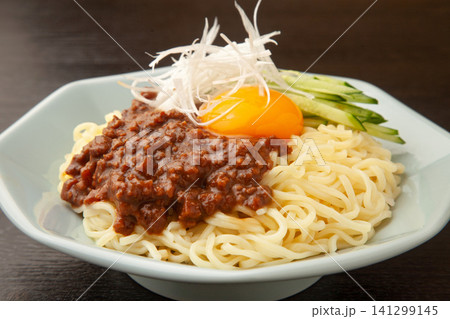 ジャージャー麺 141299145