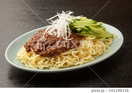 ジャージャー麺 141299156