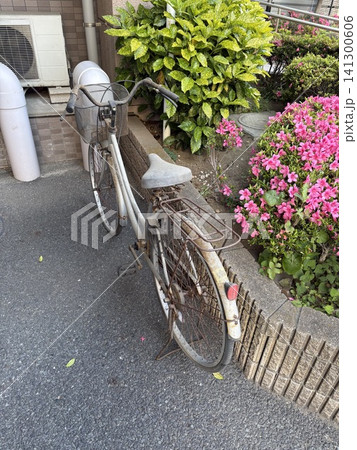 自転車のある風景 自転車のある風景 141300606