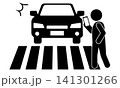 歩きスマホをしながら横断歩道を渡る歩行者と車の危険なアイコン 141301266