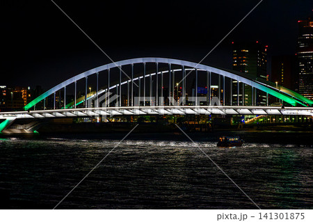 夜の築地大橋 夜の築地大橋 141301875