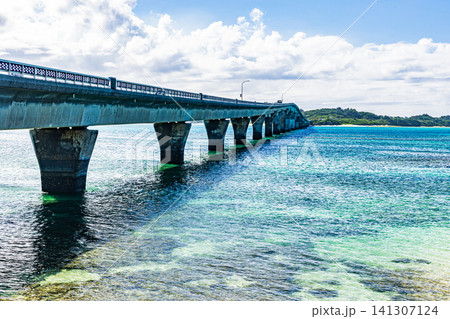宮古島 池間大橋狩俣駐車場から望む絶景 宮古島 池間大橋狩俣駐車場から望む絶景 141307124