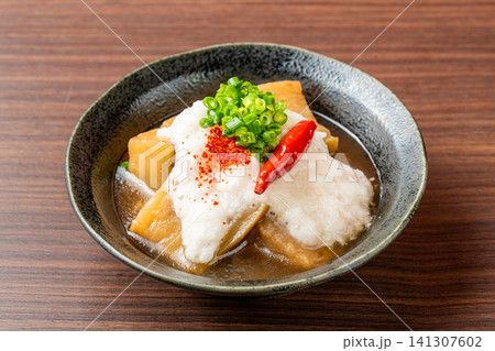 出汁が染みる！ナスの揚げ浸し 141307602