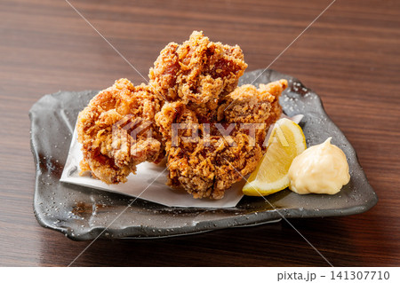 定番中の定番!鶏の唐揚げ 定番中の定番!鶏の唐揚げ 141307710