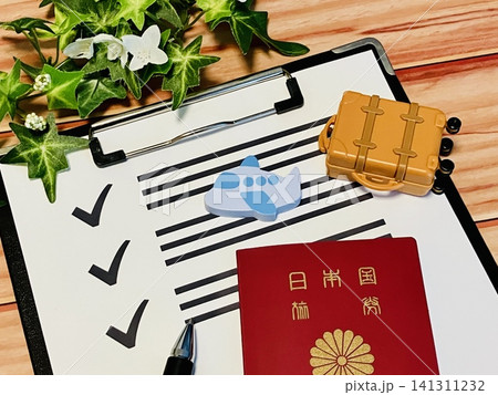 海外旅行の持ち物チェックリスト 海外旅行の持ち物チェックリスト 141311232