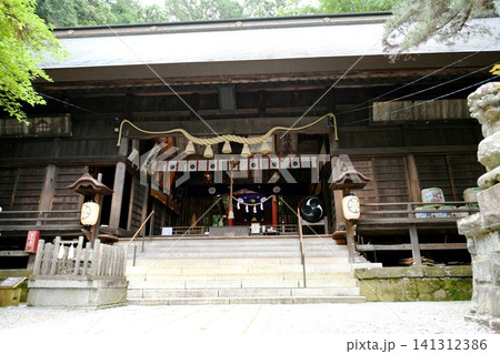 【富士河口湖町 富士箱根伊豆国立公園「河口浅間神社」拝殿】 【富士河口湖町 富士箱根伊豆国立公園「河口浅間神社」拝殿】 141312386
