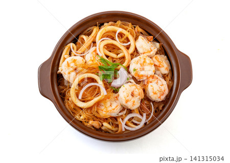 braised seafood glass noodles with shrimp and squid rings, oriental style braised seafood glass noodles with shrimp and squid rings, oriental style 141315034