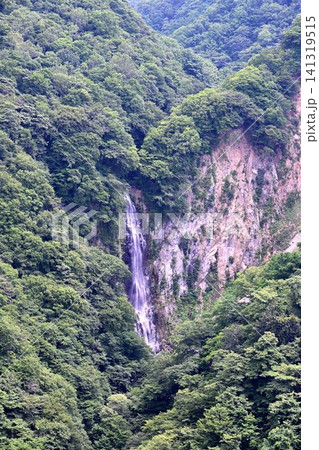 志賀草津高原ルート 落差107m 澗満滝 志賀草津高原ルート 落差107m 澗満滝 141319515