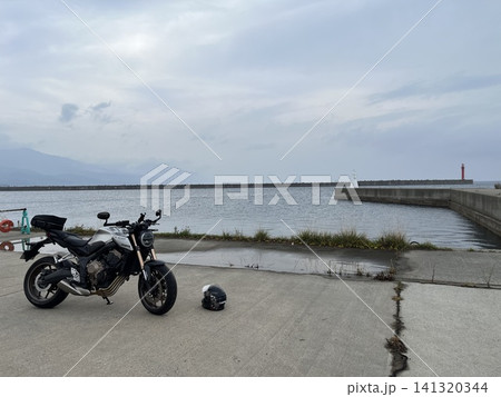 佐渡島 両津港 佐渡島 両津港 141320344