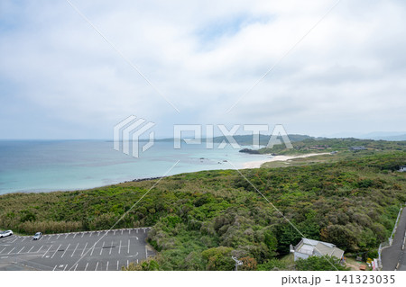 山口県/ 貴重な無塗装石造灯台「角島灯台」からの眺望 山口県/ 貴重な無塗装石造灯台「角島灯台」からの眺望 141323035