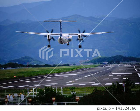 飛行機の着陸 飛行機の着陸 141324560