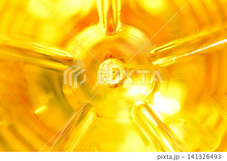 Abstract pattern in yellow color suitable for artistic effects. 141326493