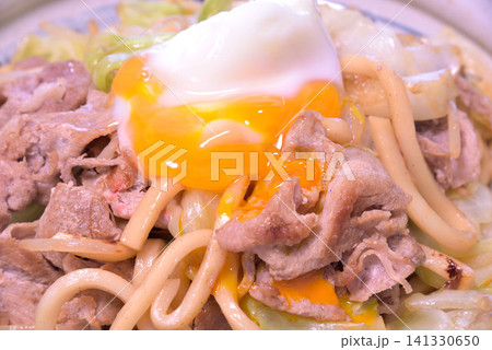 温玉乗せ焼うどん 温玉乗せ焼うどん 141330650