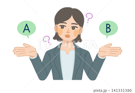 A案とB案を比較するスーツ姿の女性のイラスト 141331380