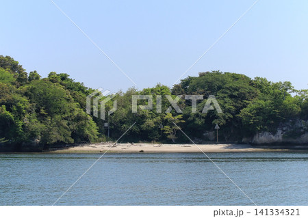 浦戸諸島・野々島の南側にある砂浜 浦戸諸島・野々島の南側にある砂浜 141334321