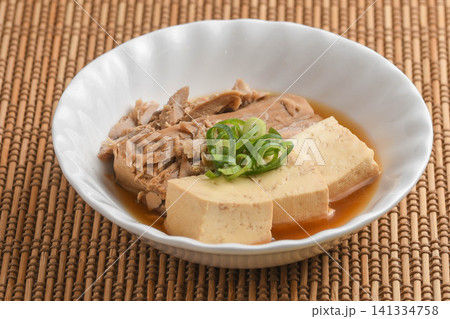 なまり節と豆腐の炊き合わせ なまり節と豆腐の炊き合わせ 141334758