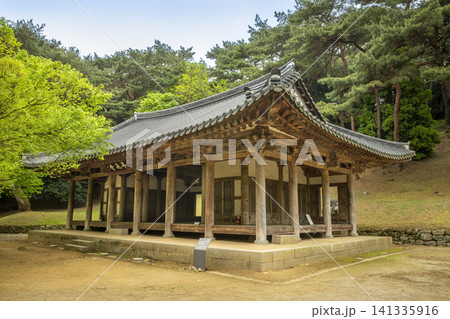 Gochang Dongheon (Oedongheon) of Gochang Eupseong Fortress Gochang Dongheon (Oedongheon) of Gochang Eupseong Fortress 141335916