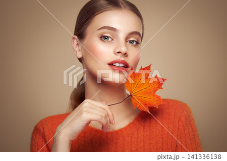 Autumn portrait of beautiful woman with clean fresh skin 141336138