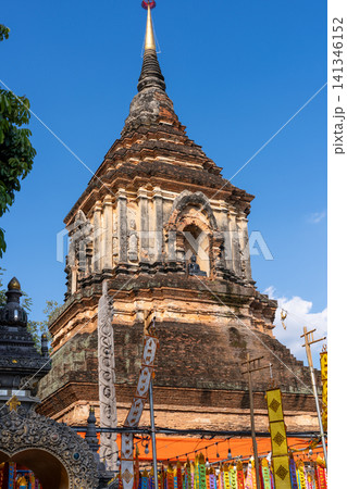 チェンマイのワット・ロークモーリの古寺塔 チェンマイのワット・ロークモーリの古寺塔 141346152