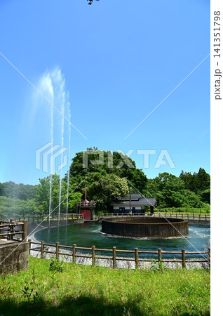 日本最大級の 円筒分水工（徳水園・円筒分水アクアパーク） 141351798