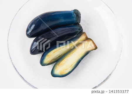 みずみずしい茄子の漬物 みずみずしい茄子の漬物 141353377