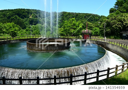 日本最大級の 円筒分水工(徳水園・円筒分水アクアパーク) 日本最大級の 円筒分水工(徳水園・円筒分水アクアパーク) 141354939