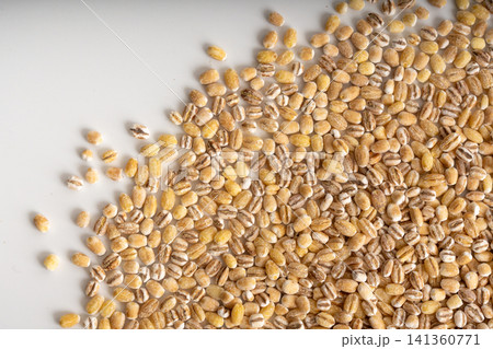 Pearl barley grains textured background 141360771