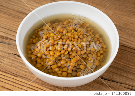 Cooked lentil, boiled green lentils Cooked lentil, boiled green lentils 141360855