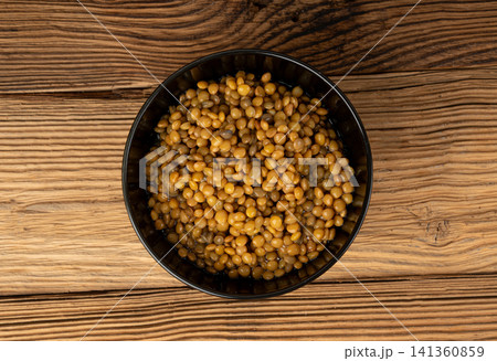 Cooked lentil, boiled green lentils 141360859