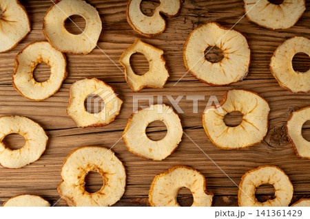 Dry apple slices pattern 141361429