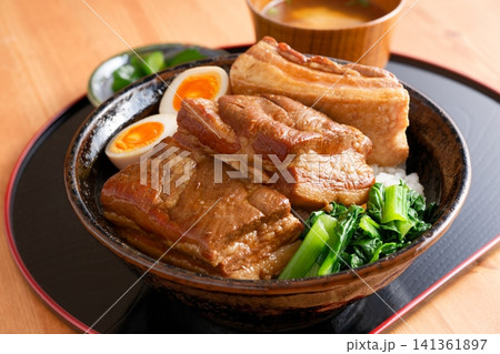 角煮丼 141361897